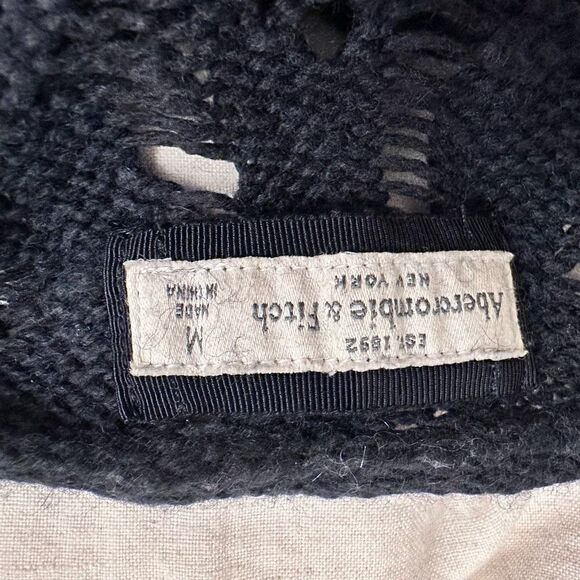 Abercrombie & Fitch Womens Pullover Sweater V-Neck Knitted Wool Navy Black Mediu - Picture 3 of 4